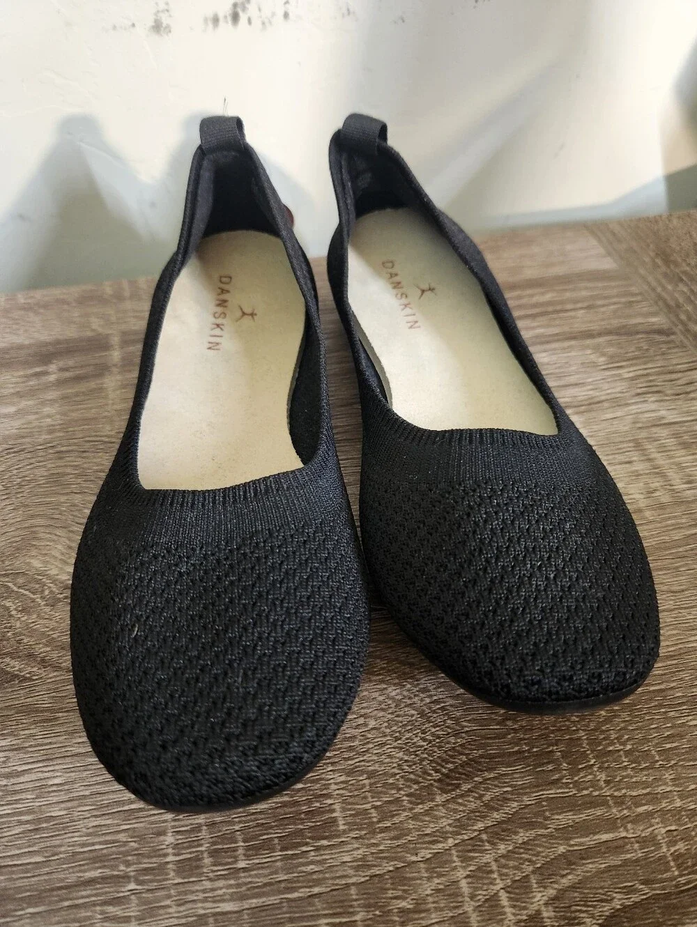 Brand New Women's Danskin Black Knit Slip-On Ballet Flats SIze 6 1/2